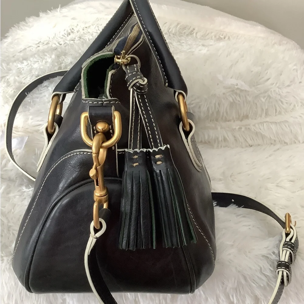 Dooney and Bourke black satchel in smooth leather - Picture 6 of 11